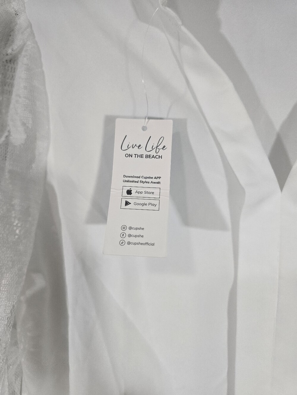 NWT Cupshe White Lace Sleeve V-Neck Coverup Blouse Size Small - Picture 7 of 9